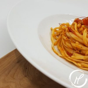 Abb. 3: Schnelle Tomaten-Knoblauch-Linguine. Quelle: Myriam Visram